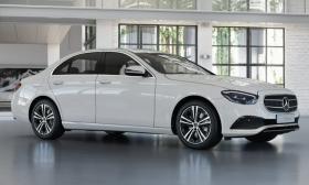 Tin tức giá xe: Mercedes-Benz E-Class giảm tới 250 triệu, dễ cạnh tranh hơn trước BMW 5-Series  第2张