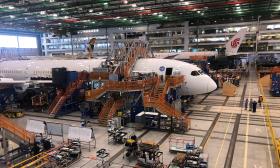 Đề nghị Boeing nghiên cứu đầu tư nhà máy linh kiện ở Việt Nam 