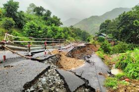 Thanh Hóa: 4 tàu cá bị chìm, 1 người mất tích do bão Yagi