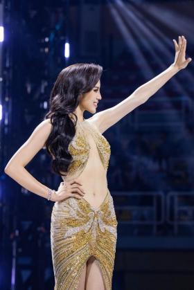 Đầm 'Cánh chim bay xa' của Kỳ Duyên ở Miss Universe Vietnam 