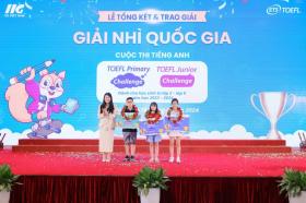  Hai học sinh tiểu học đạt điểm tuyệt đối thi TOEFL Junior 