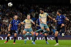 Man City bất lực trước Inter ở Cúp C1: Pep chào thua 'catenaccio'  第2张