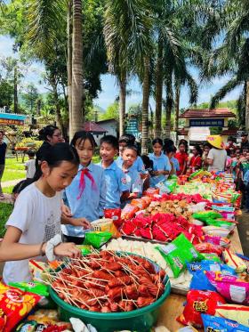 13 học sinh một trường tử vong sau trận lũ quét và những lớp vắng chỗ  第6张