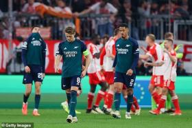 Gục ngã trước Bayern Munich, Arsenal ngậm ngùi rời Champions League