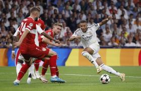  Mbappe khai hỏa, Real Madrid mở màn chật vật tại Champions League 第2张