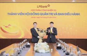  HĐQT LPBank họp phân công nhiệm vụ cho các thành viên HĐQT và Ban điều hành 