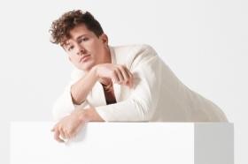 &quot;Thiên tài âm nhạc&quot; Charlie Puth kết hôn với bạn gái từ thời niên thiếu  第7张