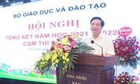  Xông vào trường đánh học sinh, phụ huynh bị phạt 8 triệu đồng 