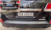  Bắt tài xế lái Mercedes giả danh công an xin bỏ qua vi phạm 