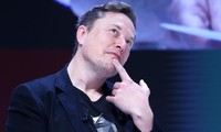  Elon Musk bị chỉ trích 