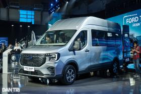 Tăng giá tới 240 triệu đồng so với đời cũ, Ford Transit 2024 có nâng cấp gì  第1张