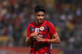 Leo Artur lập hat-trick, CLB CAHN huỷ diệt Lion City 